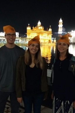 Group of travelers in front of the Golden Temple